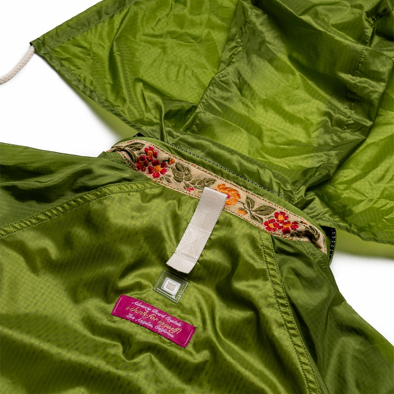 Layering Wear FlexSeamTechnology Advisory Board Crystals Art Track Jacket - Green
