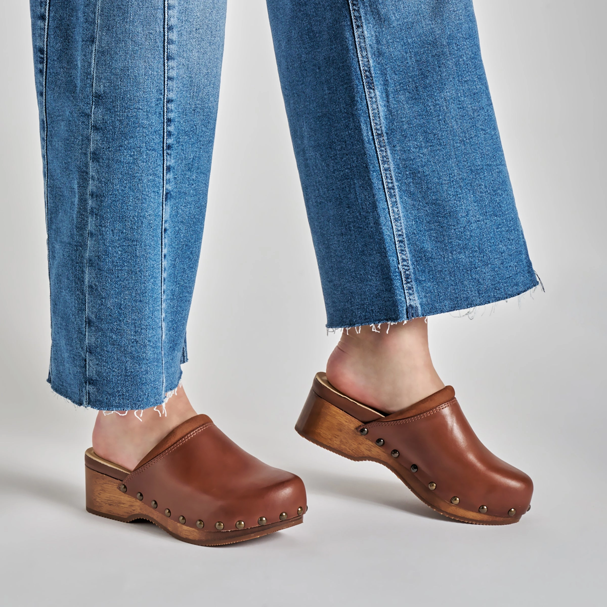 Andie Tan Calf Fashion Mood