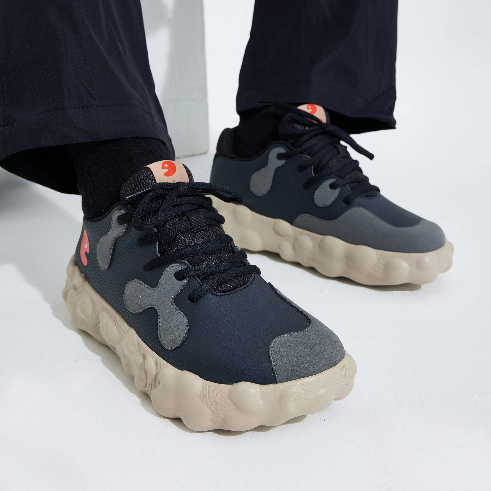 Speed Runner Woven Reinforcement Anthracite Figueras I Men