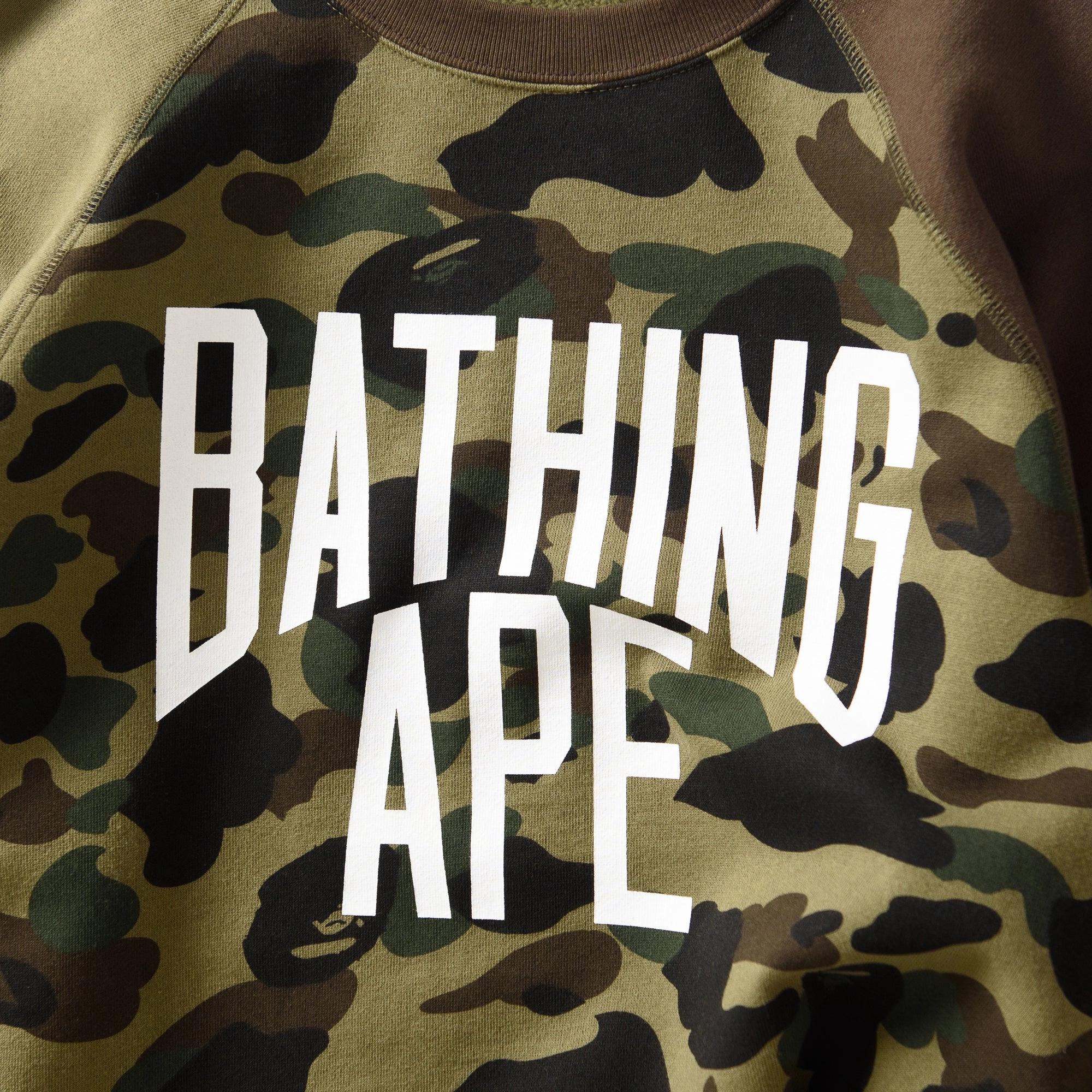 A Bathing Ape 1st Camo Relaxed Fit Crewneck - Green NonBindingEdges Flow Core