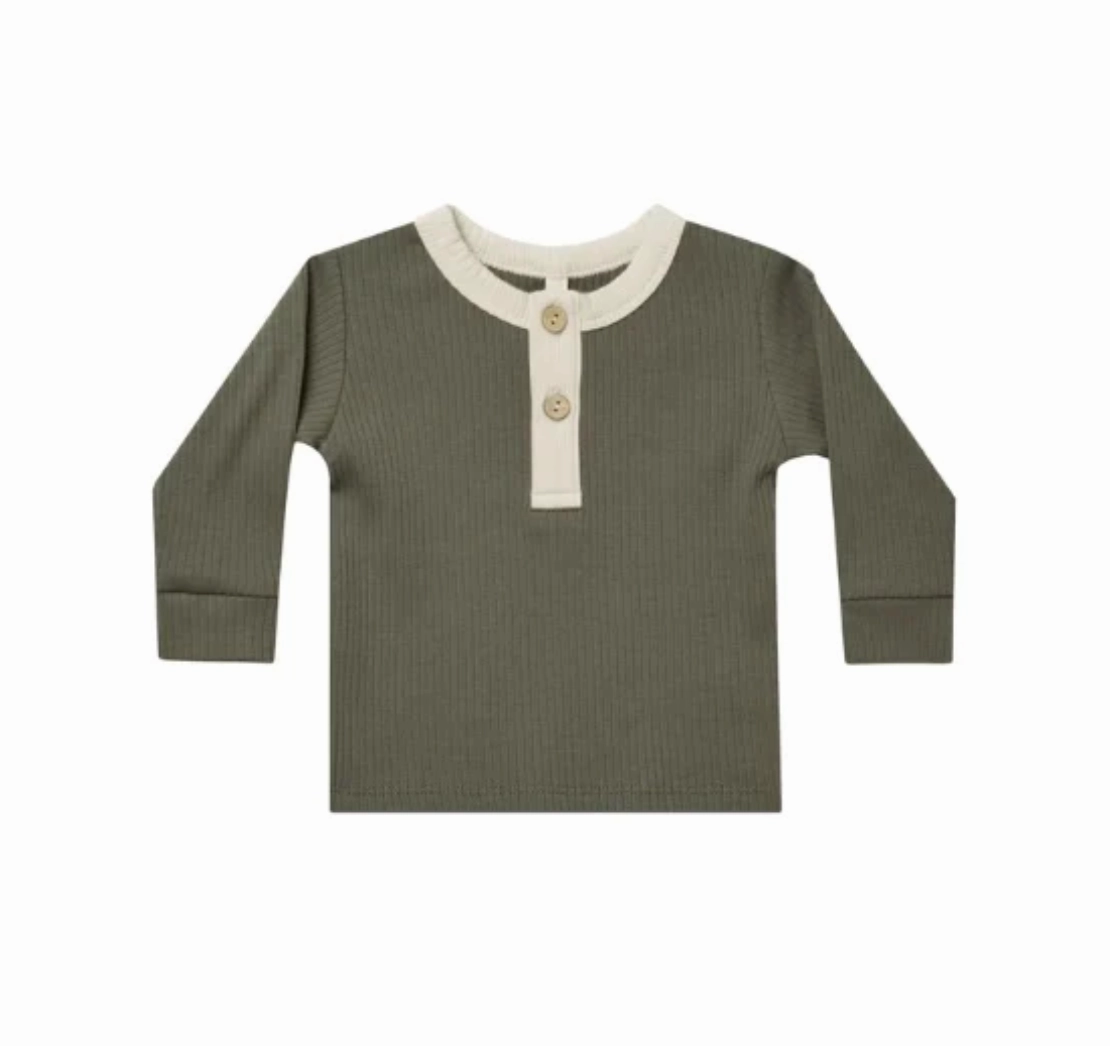 Ergonomic Cut Ribbed Long Sleeve Henley | Forest