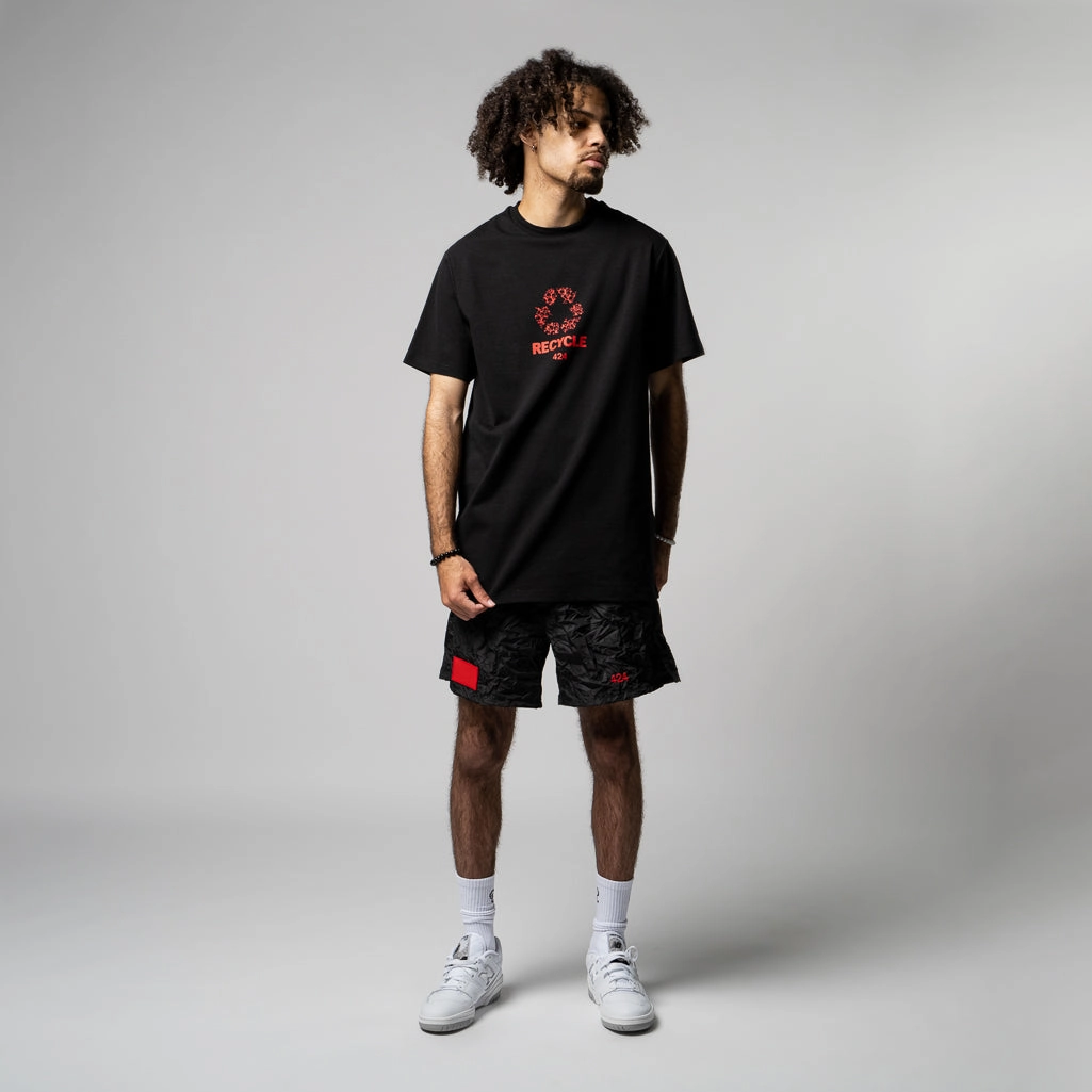 424 Recycle Tee - Black/Red Romance Air StainRepellentSurface