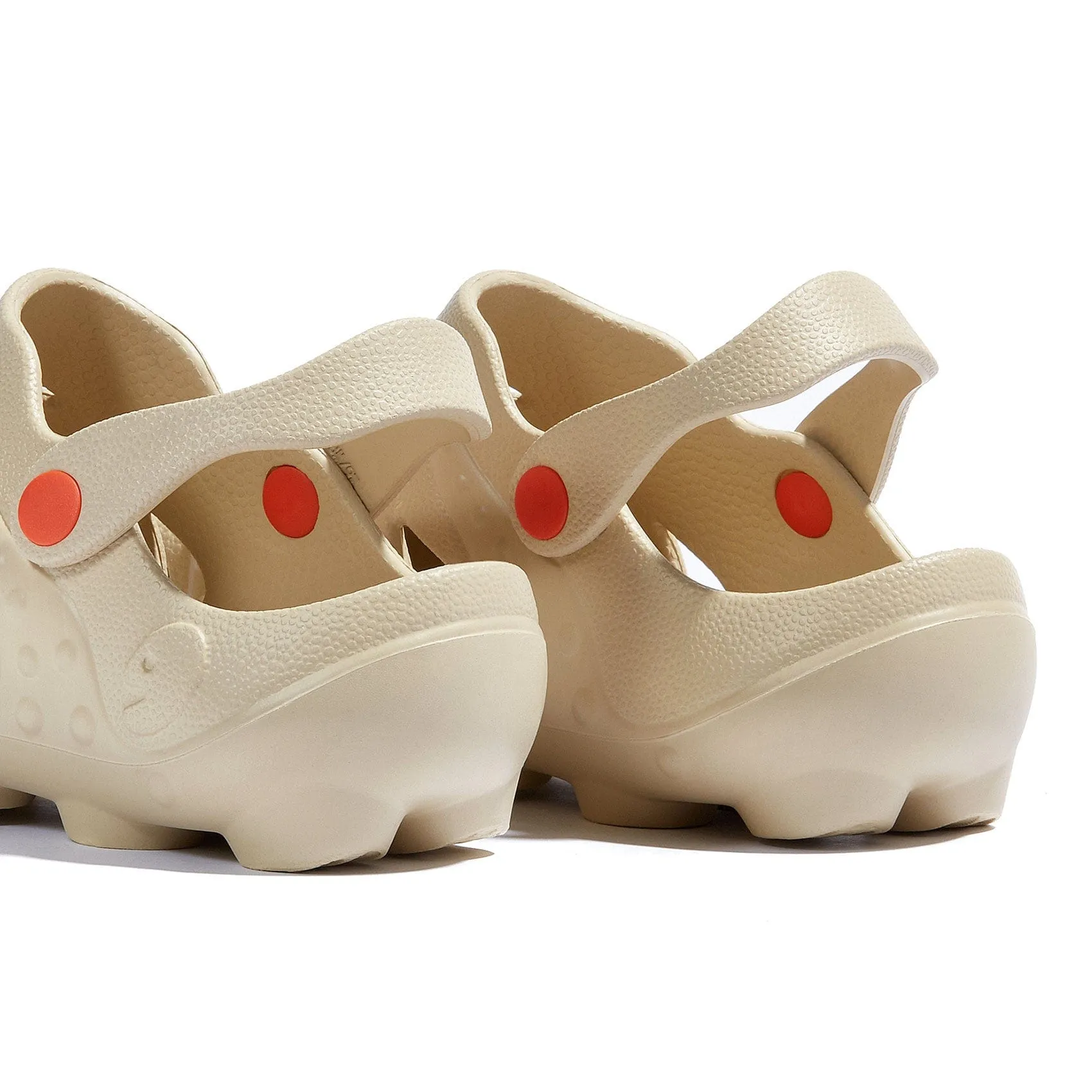 Chic Flip-flops for Men Butter Scotch Brown Octopus I Women