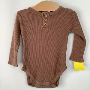 Outdoor kids' clothing Cotton rich children's clothing Size 6-9m: City Mouse Brown Waffle Textured Long Sleeve Onesie