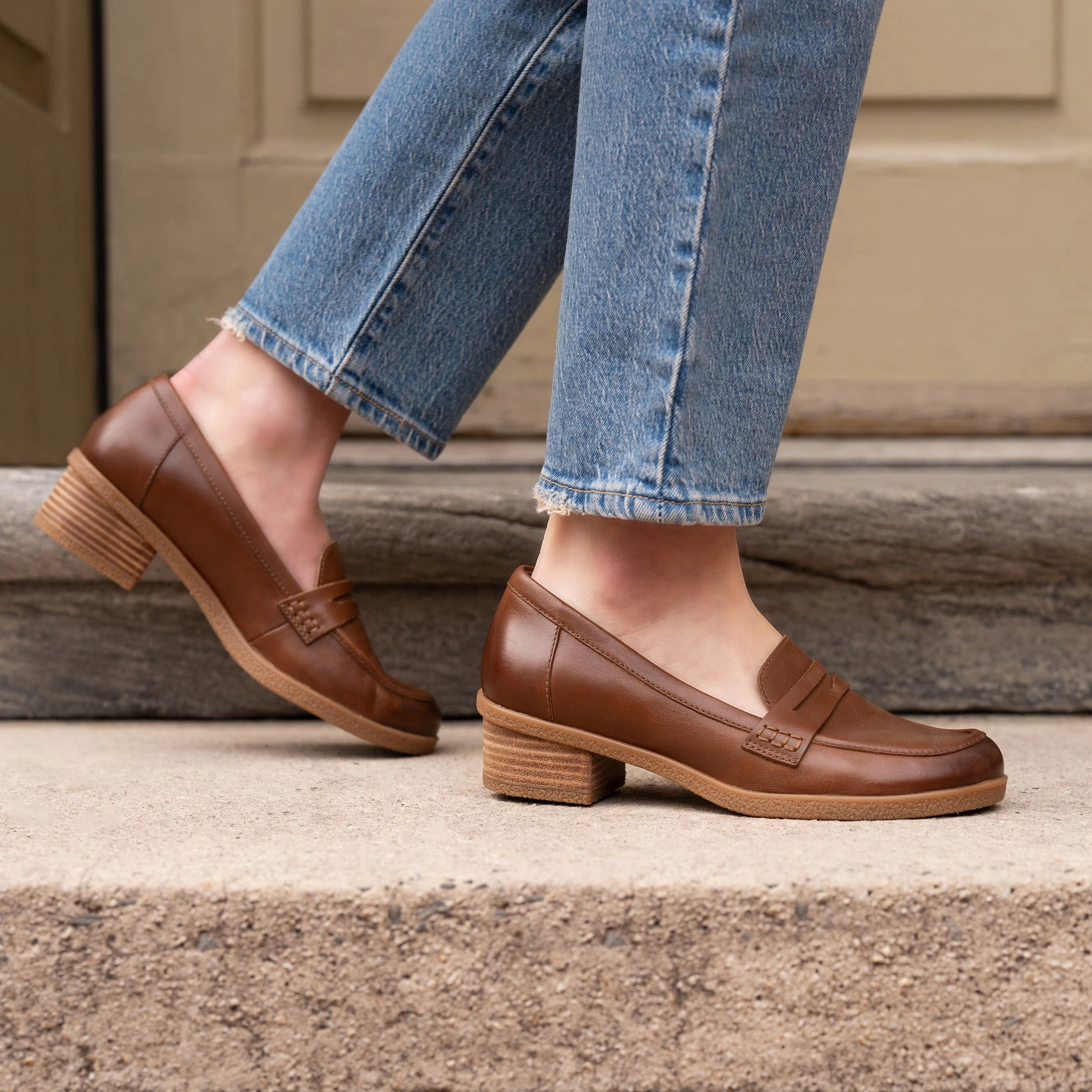 Classic Booties Danica Wide Tan Waterproof Burnished