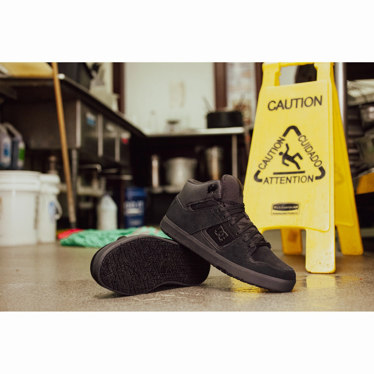 DC Work Cure Work Men's Slip-Resistant Work High-Top DC60302 In Black Waterproof Support