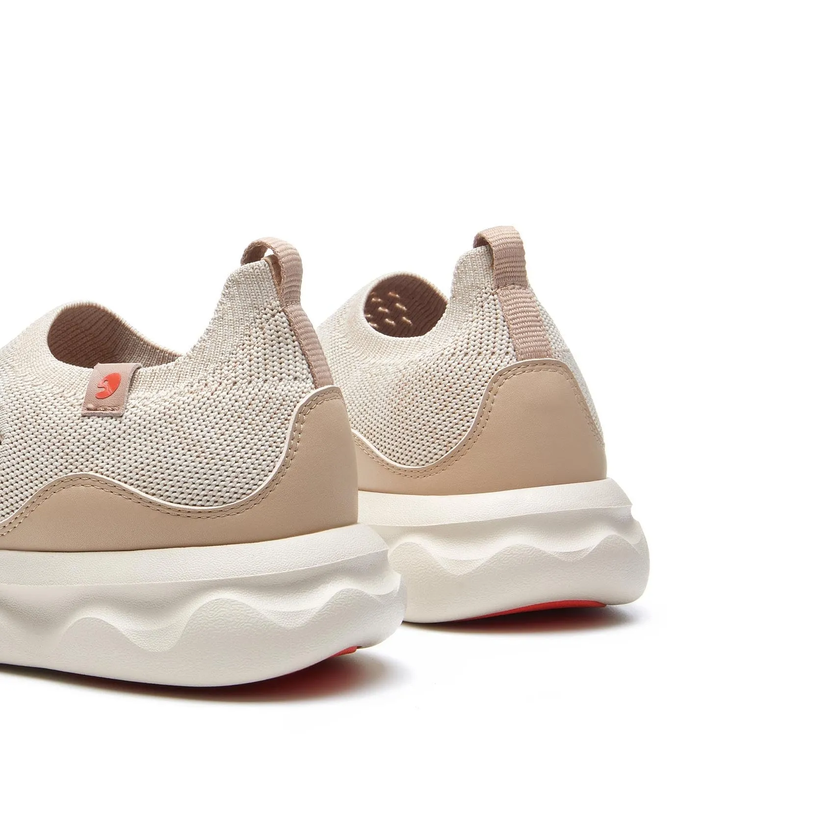 Bone Segovia III Women Shock Dispersing Tech