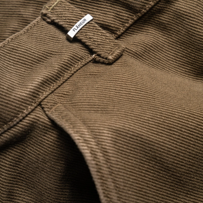 Flaneur Phone Pocket Cargo Trousers - Army Green yoga mode