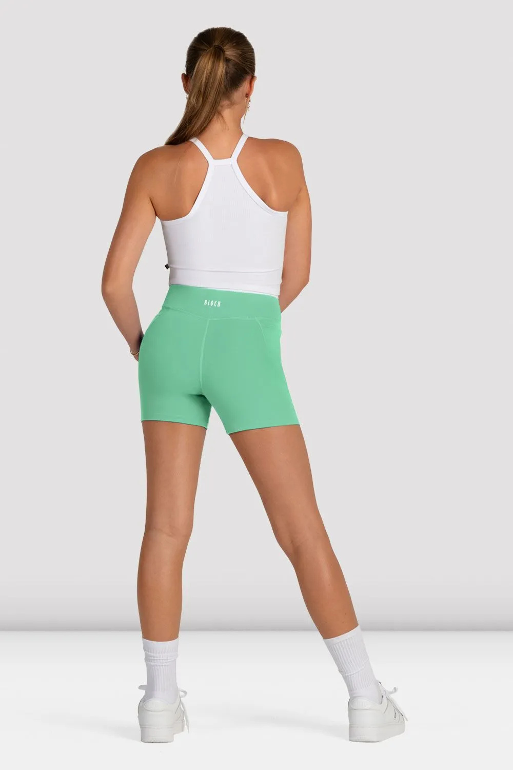 AdvancedMoistureManagement Girls Criss Cross Short