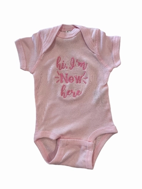 Newborn Hi I'm New Here Bodysuit Pink Smart Casual