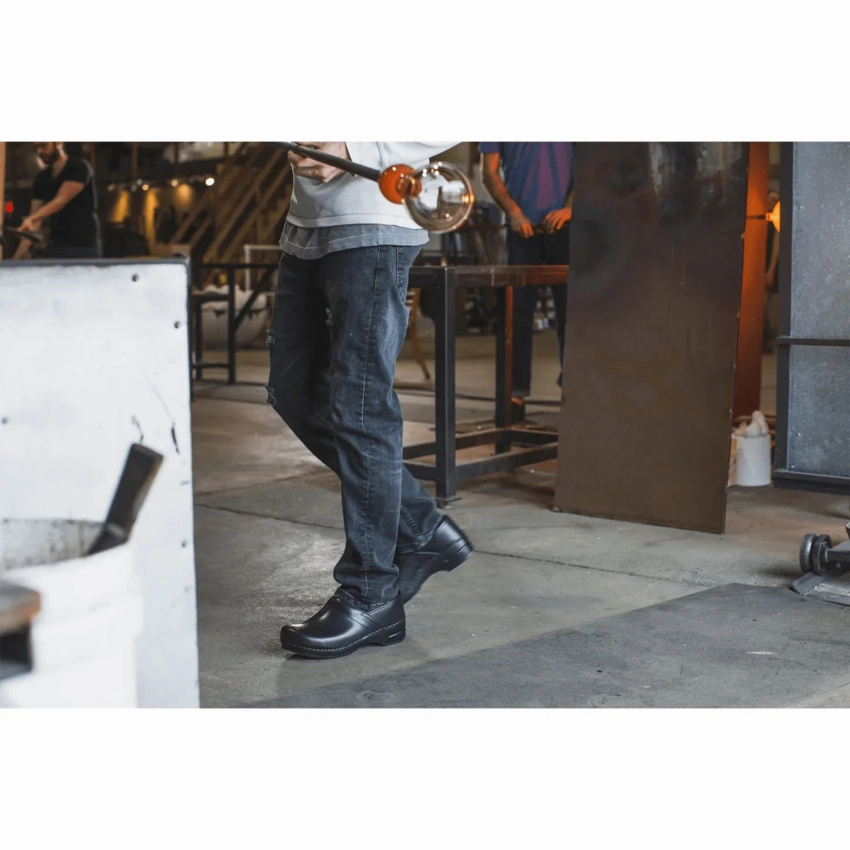 Minimalist Aesthetic Thermoplastic Elastomer Frame Sanita Professional Cabrio Men Clog In Black