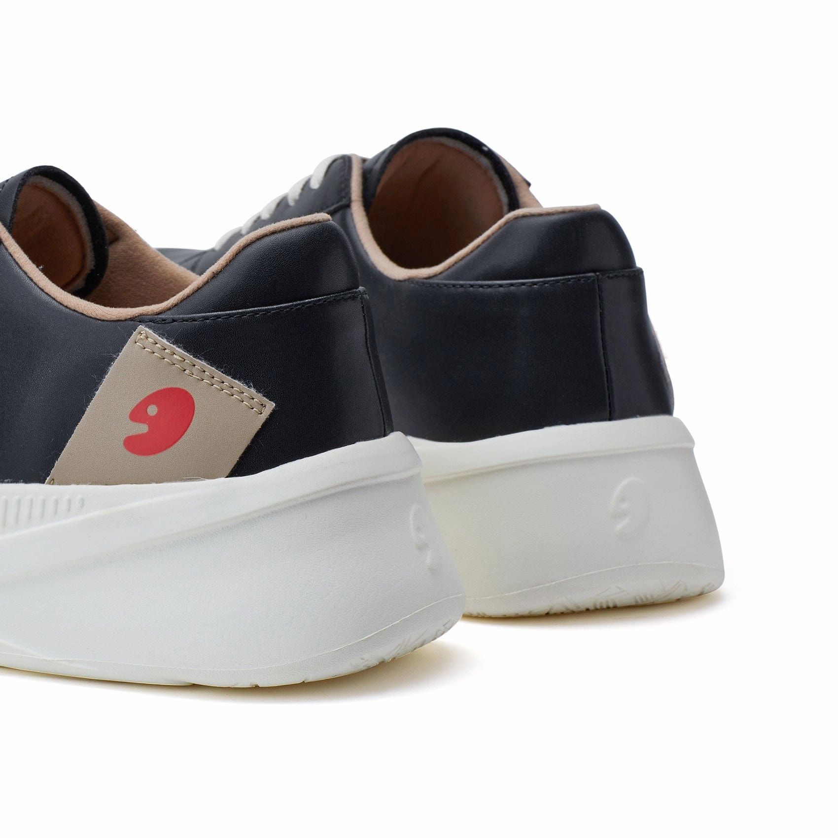 Classic Sleek Victoria I Men Quick Dry Fabric Any Terrain