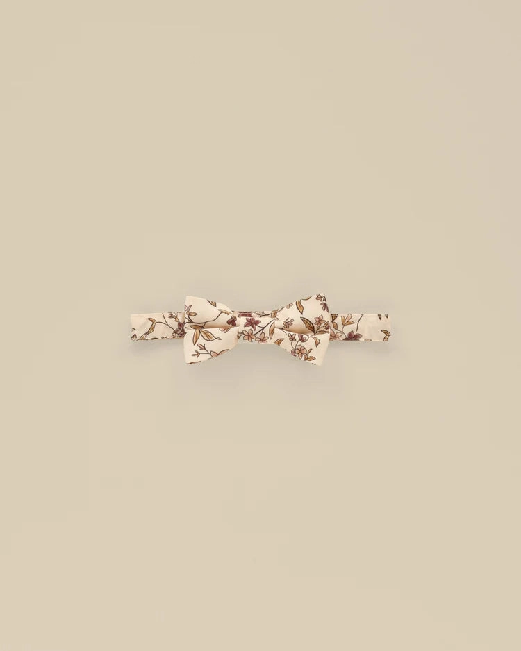 Rustic Ease MeshVentilation Bow Tie Fig Floral