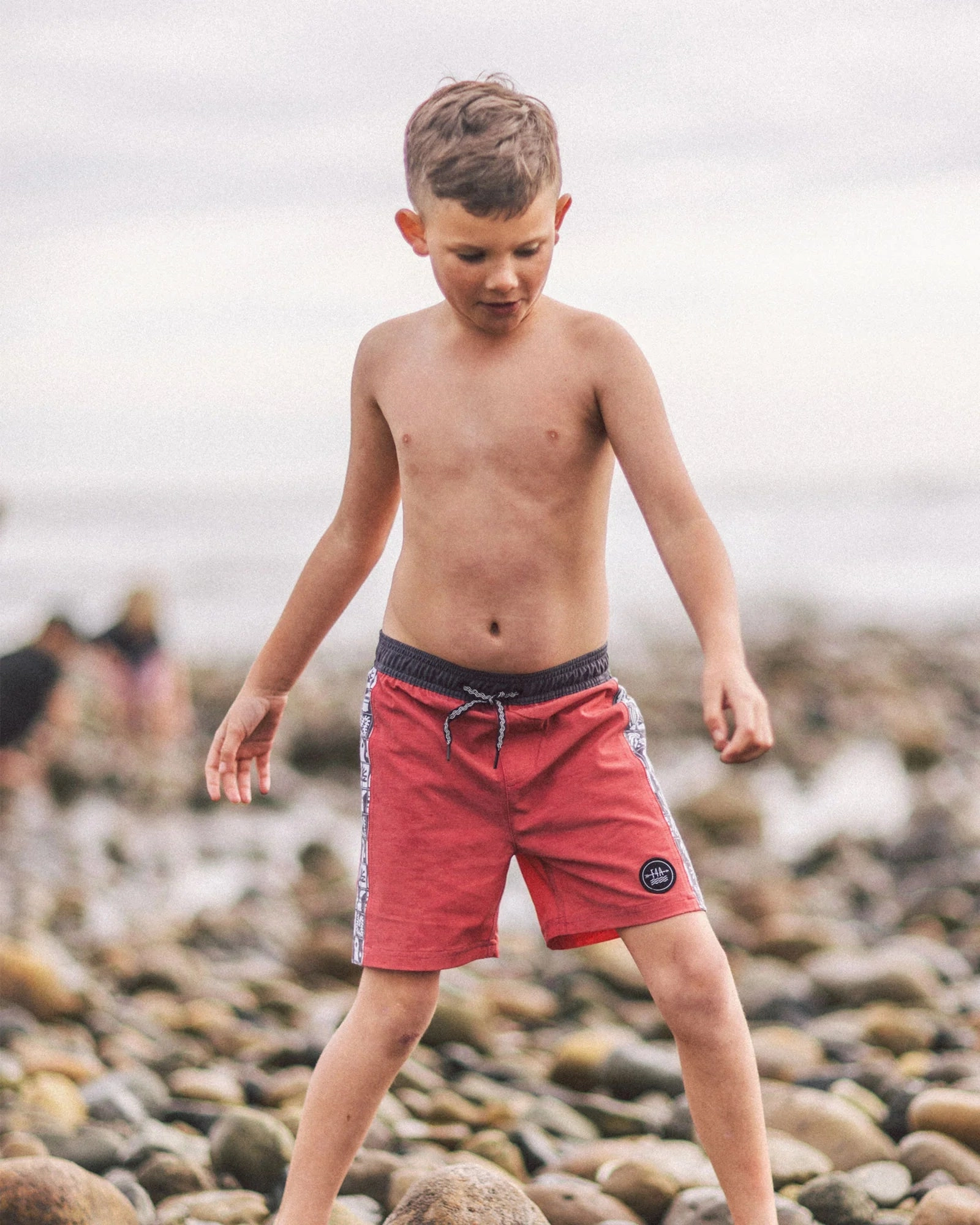 Beach Tile Volley Trunk | Chili Pepper Collapsible Hood