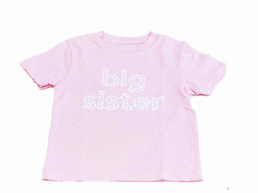 S/S Light Pink Big Sister T-Shirt Cozy Sweatshirt Sustainable production
