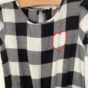Size 5: Tucker   Tate Black/White Checkered Short Sleeve Romper Picnic Vivid