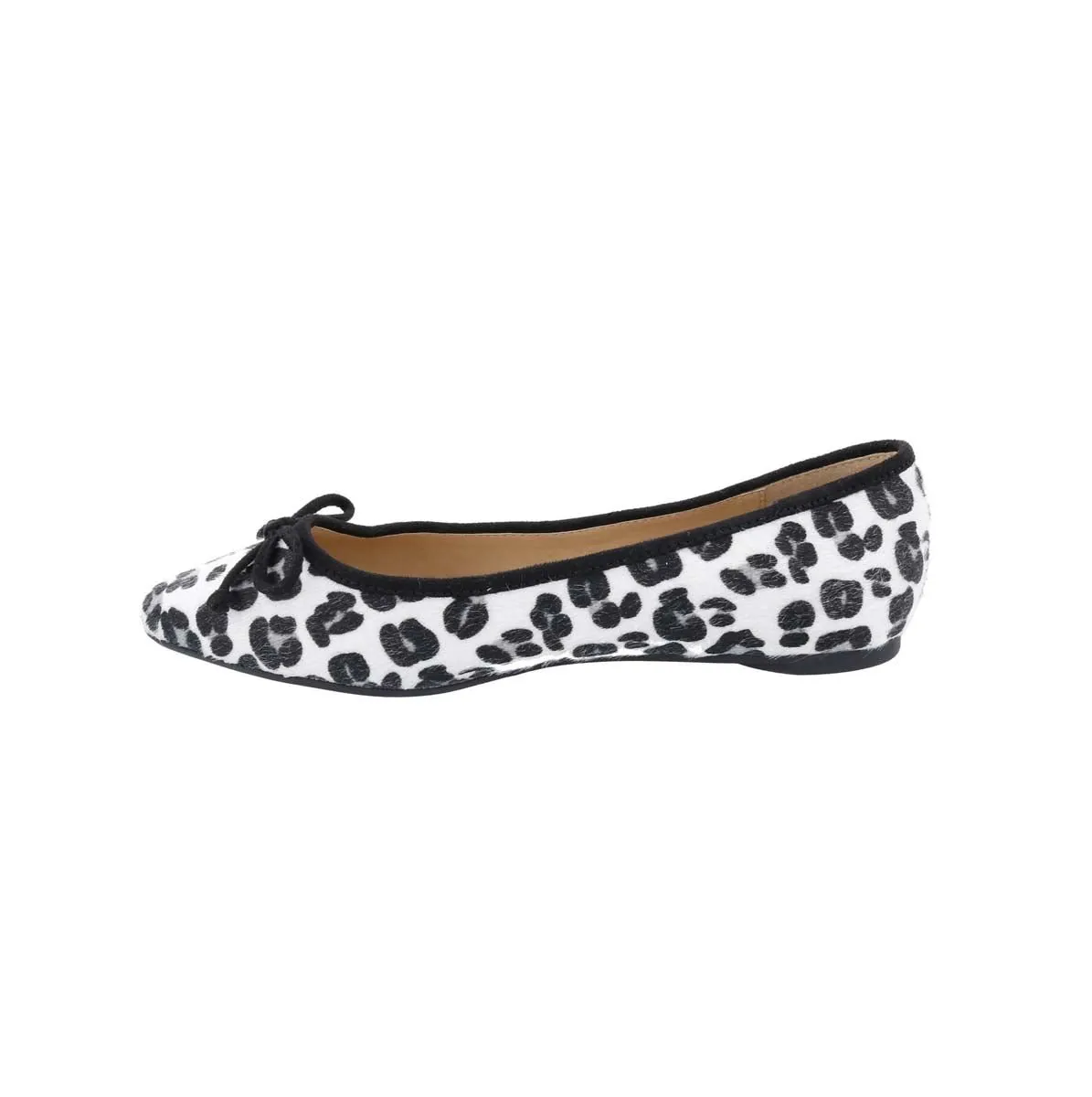 Penny Loves Kenny Nip Women Ballet Slip-on Shoe In White/black Faux Hair Clean Motion Garden Lane