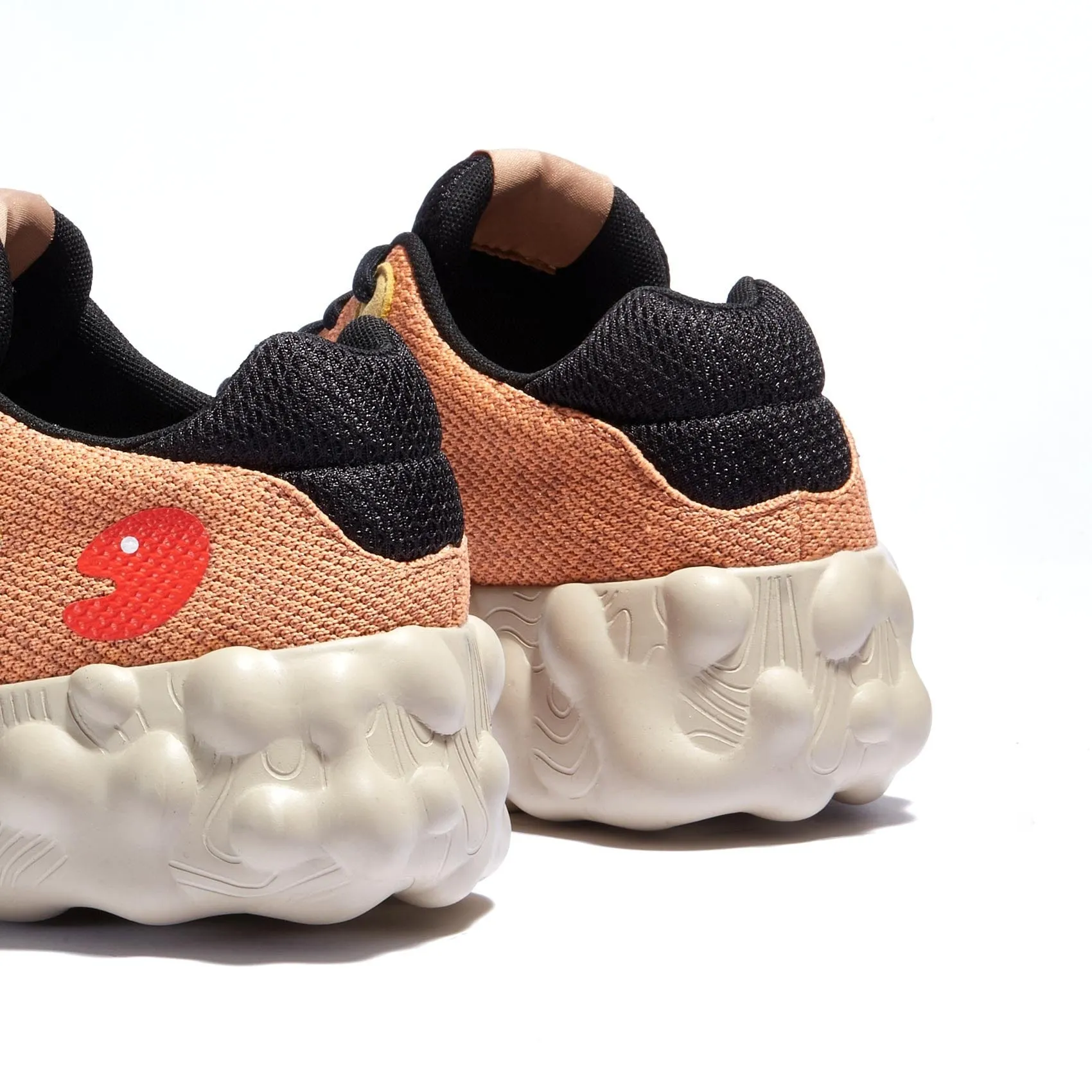 Shell Coral Figueras I Women Clean Silhouette Rolling Motion Geometry