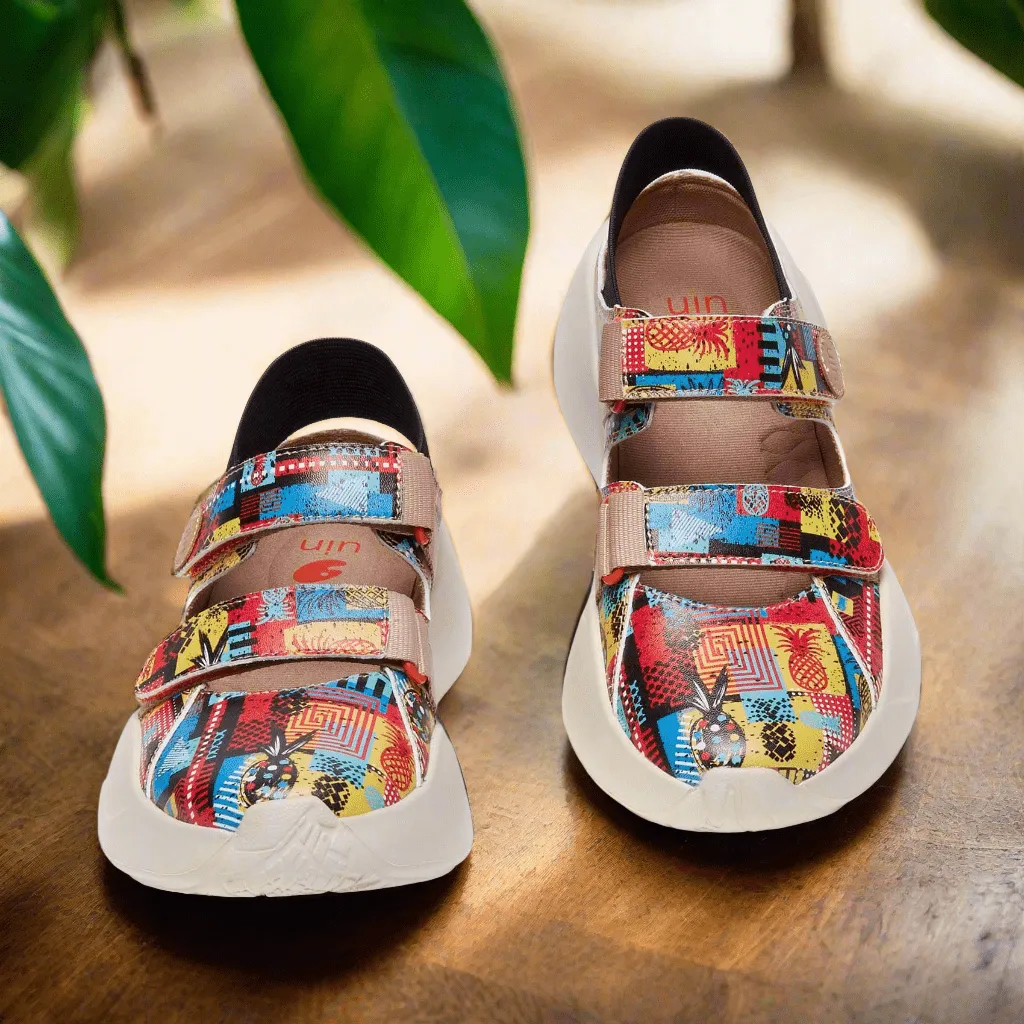 Weather Resistant Finish Color Geometry II San Sebastian III Women