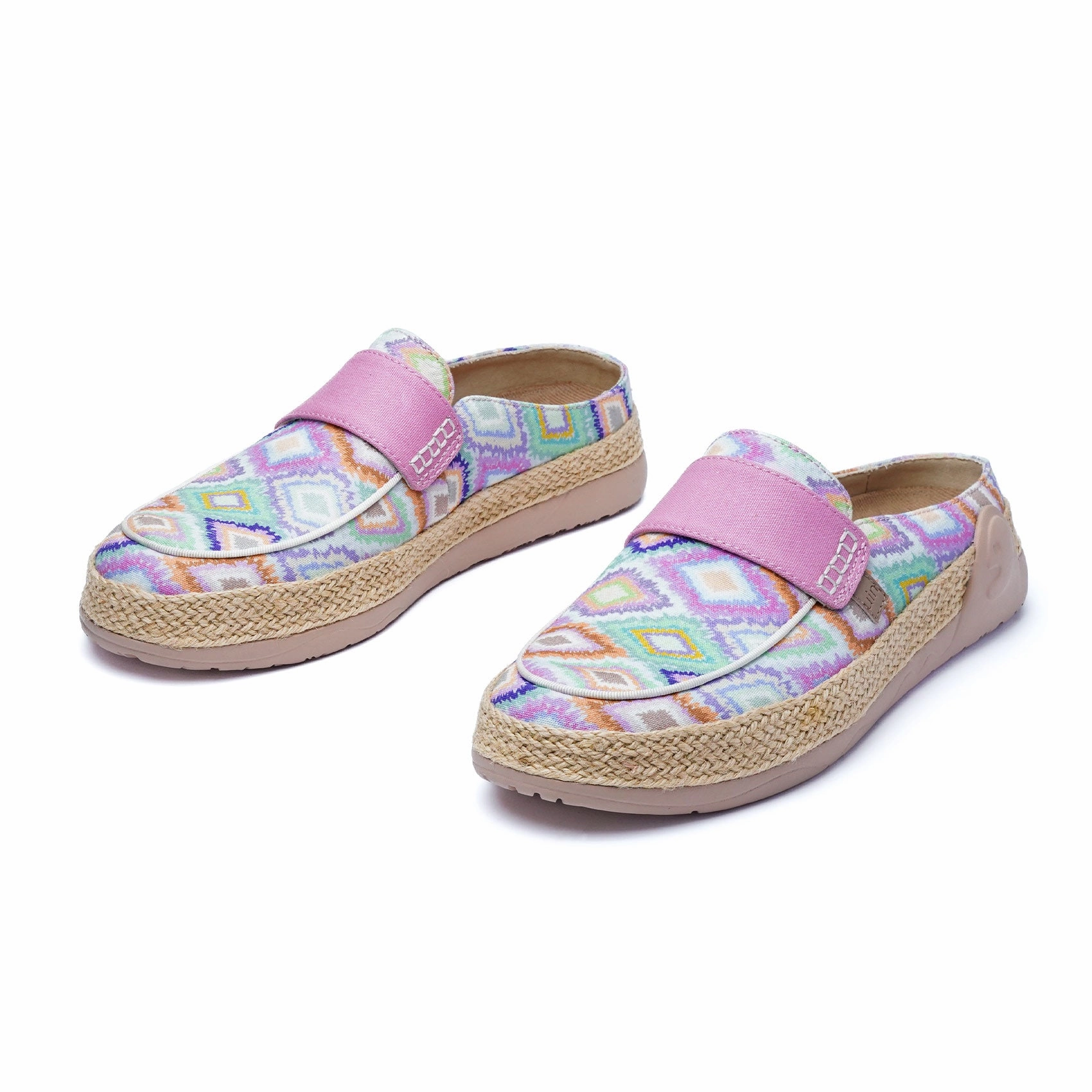 Colorful Tapestry Marbella VII Women Flexible Outsole Walk Style