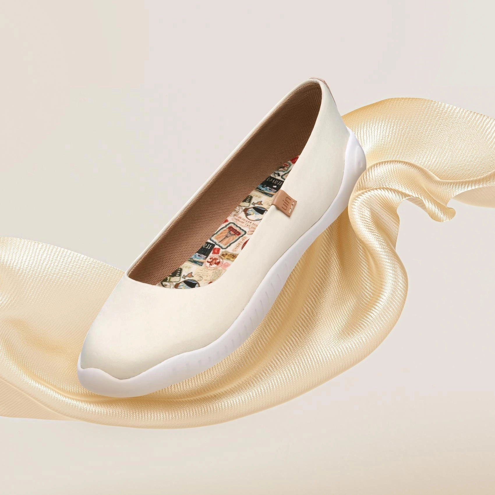 Play Walk Oat Milk Silk Menorca III Women