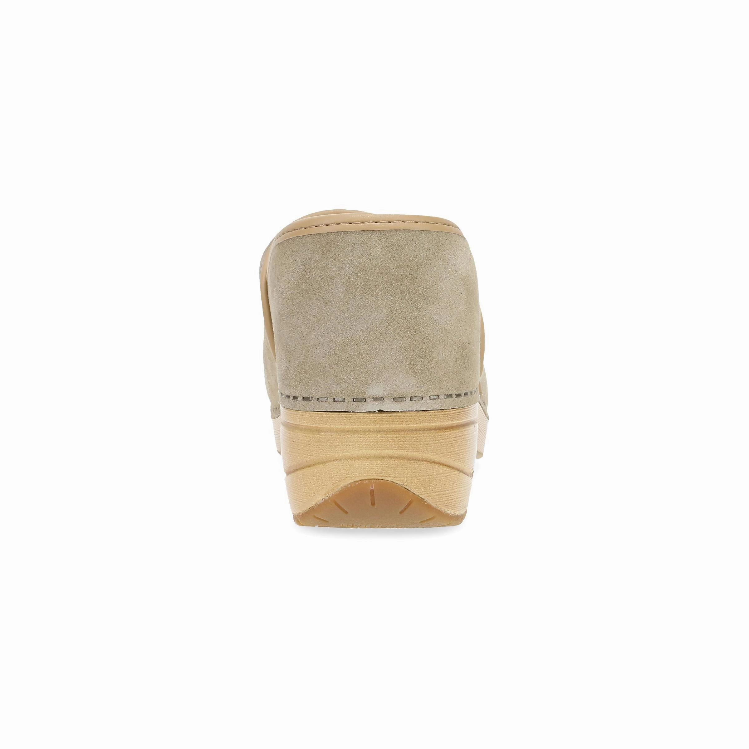 Wide XP 2.0 Sand Suede Anatomical Shape Adaptation Waterproof Clogs