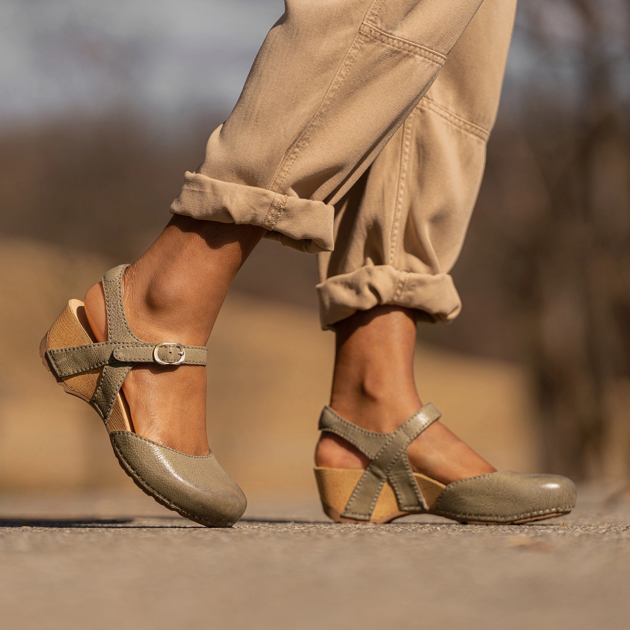 Multi Directional Tiffani Ivy Milled Burnished