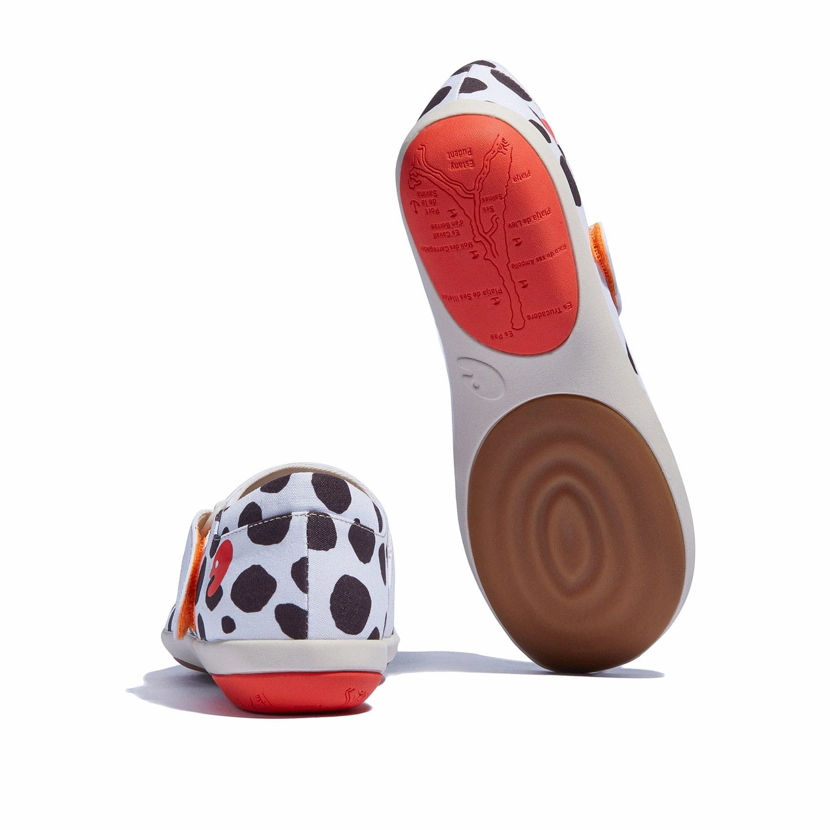 Plaza Mood Stone Step Spotted Dog Illetes III Women